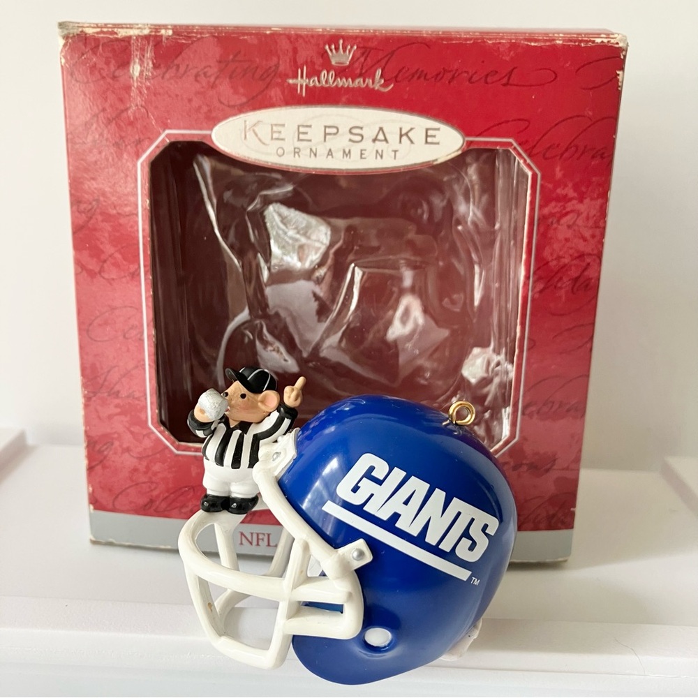 Vtg Hallmark New York Giants Football Helmet 1998 Christmas Ornament